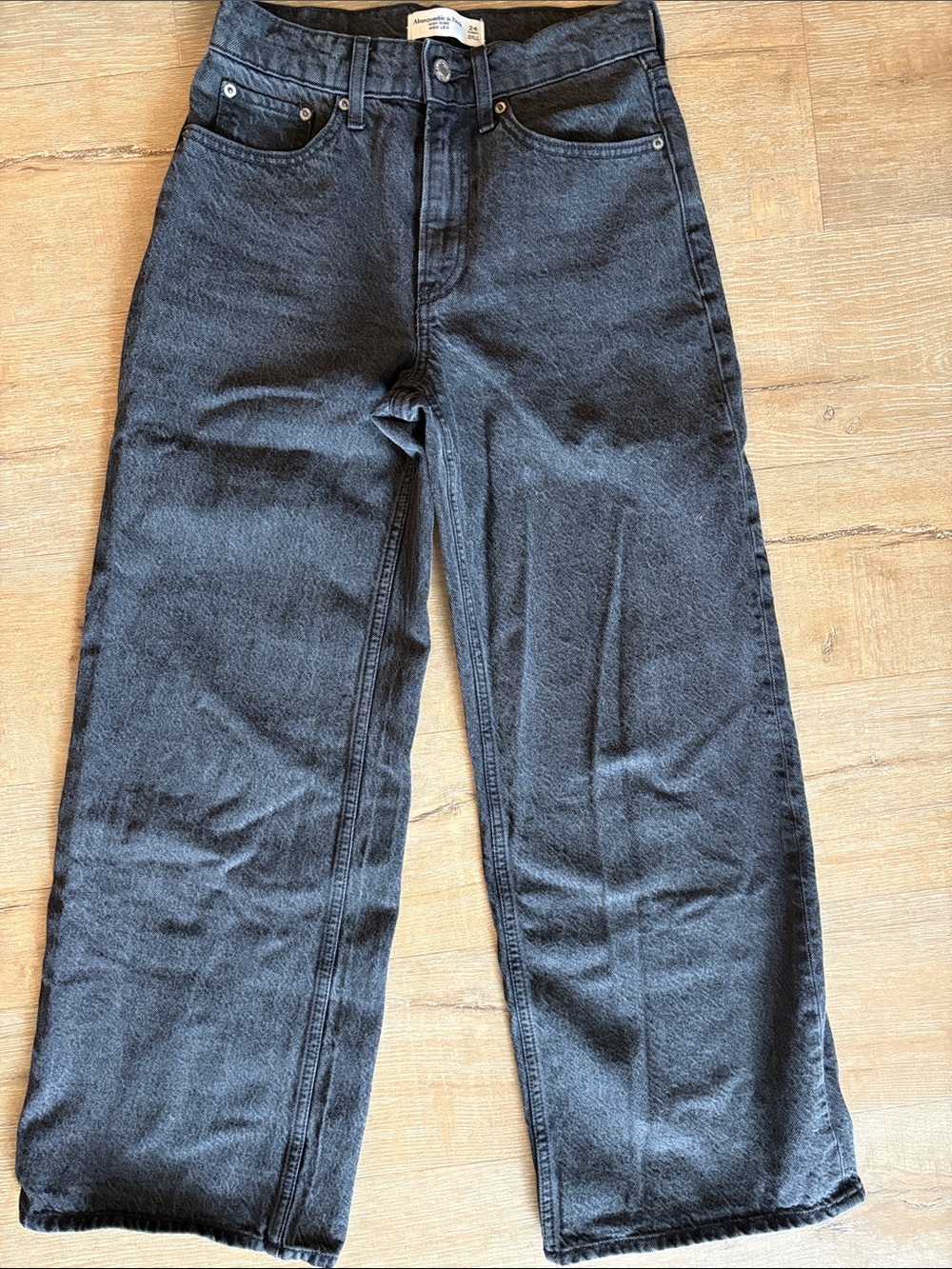 Abercrombie & Fitch women’s High Rise Black Wide-Leg Jeans